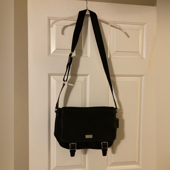 Coach Messenger Style Purse - Picture 2 of 10